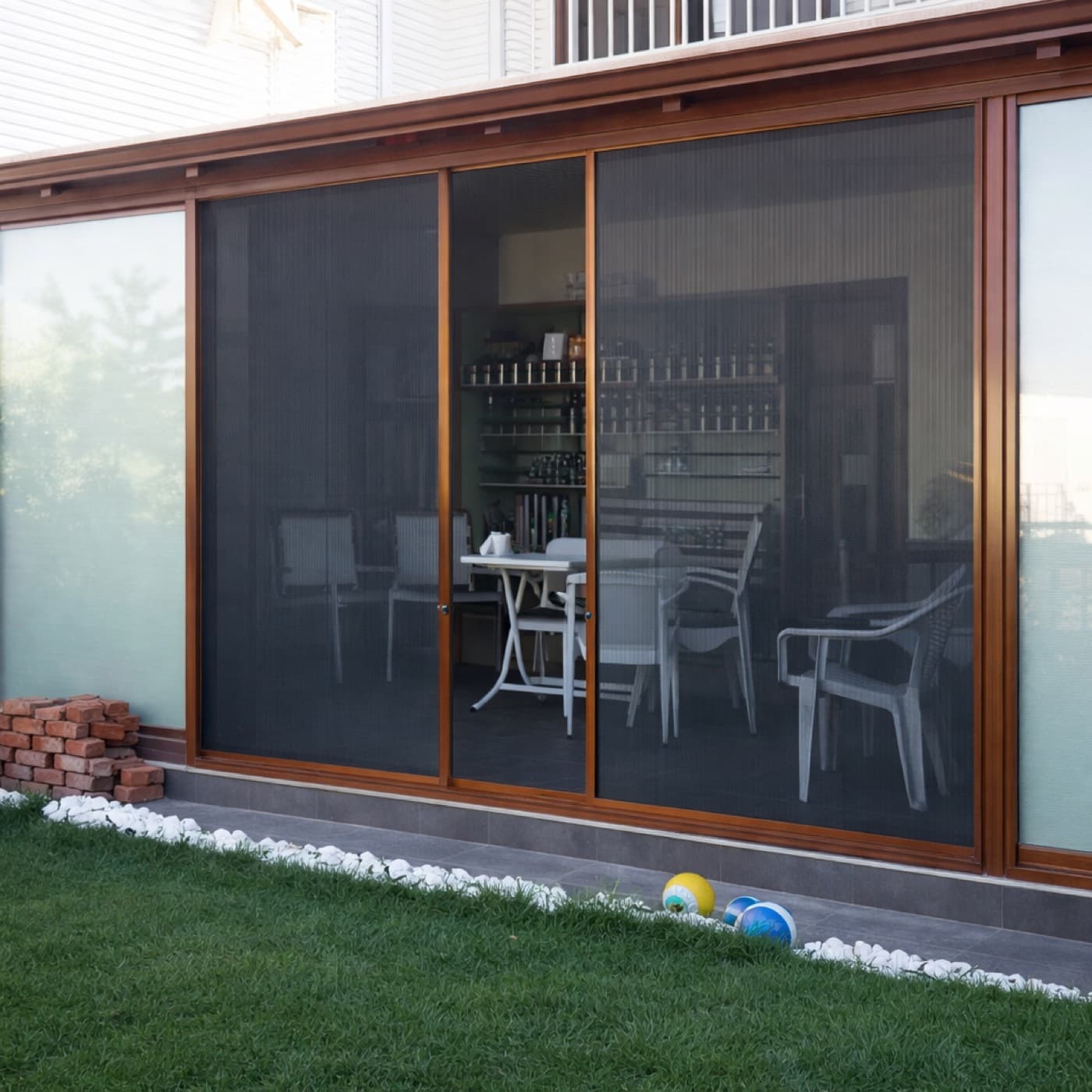 Retractable Screens
