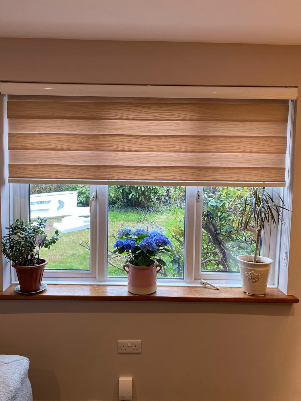 Zebra / Day & Night Blinds, install 3